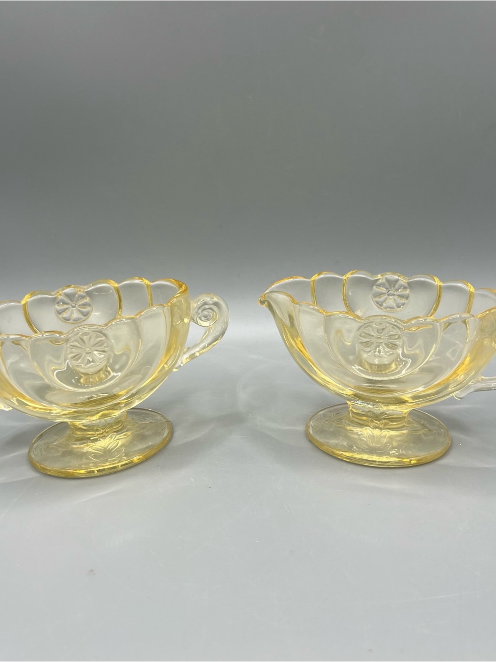 Heisey Sahara Half Circle Creamer and Sugar MCM Yellow Glass Rare Floral